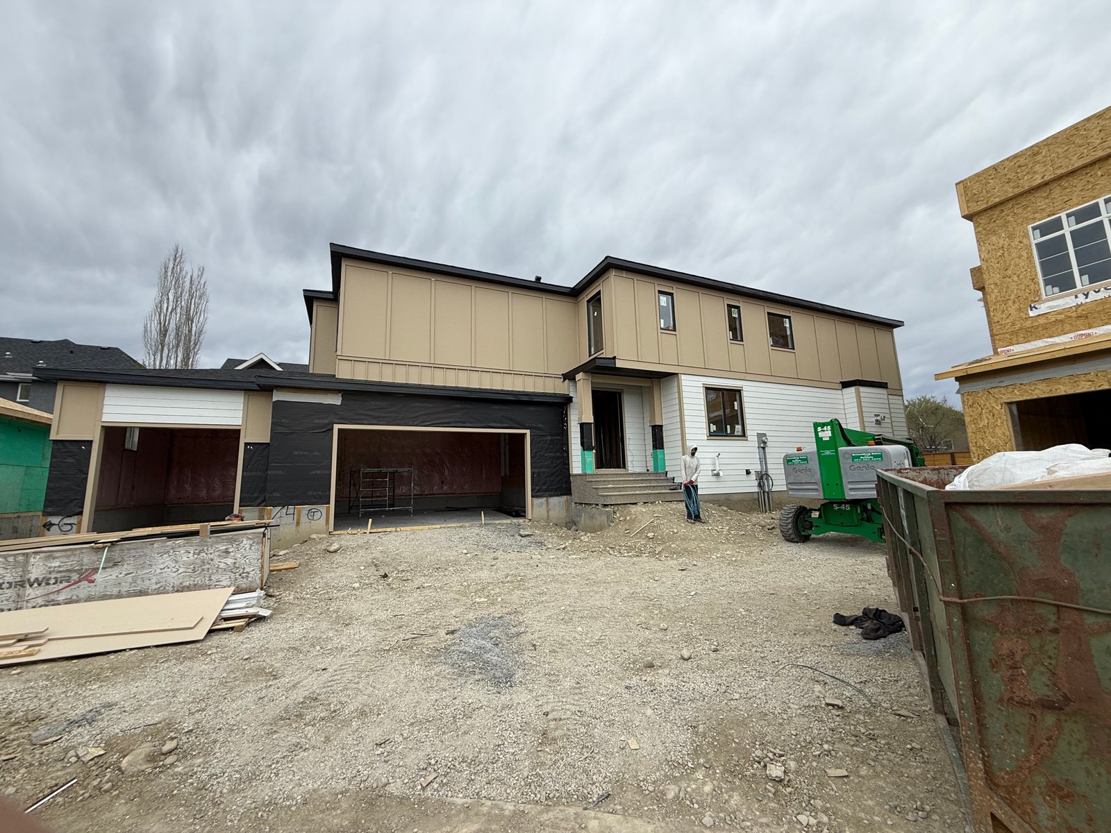 Hardieplank ,Hardie pannel & Board and Batten photo 16
