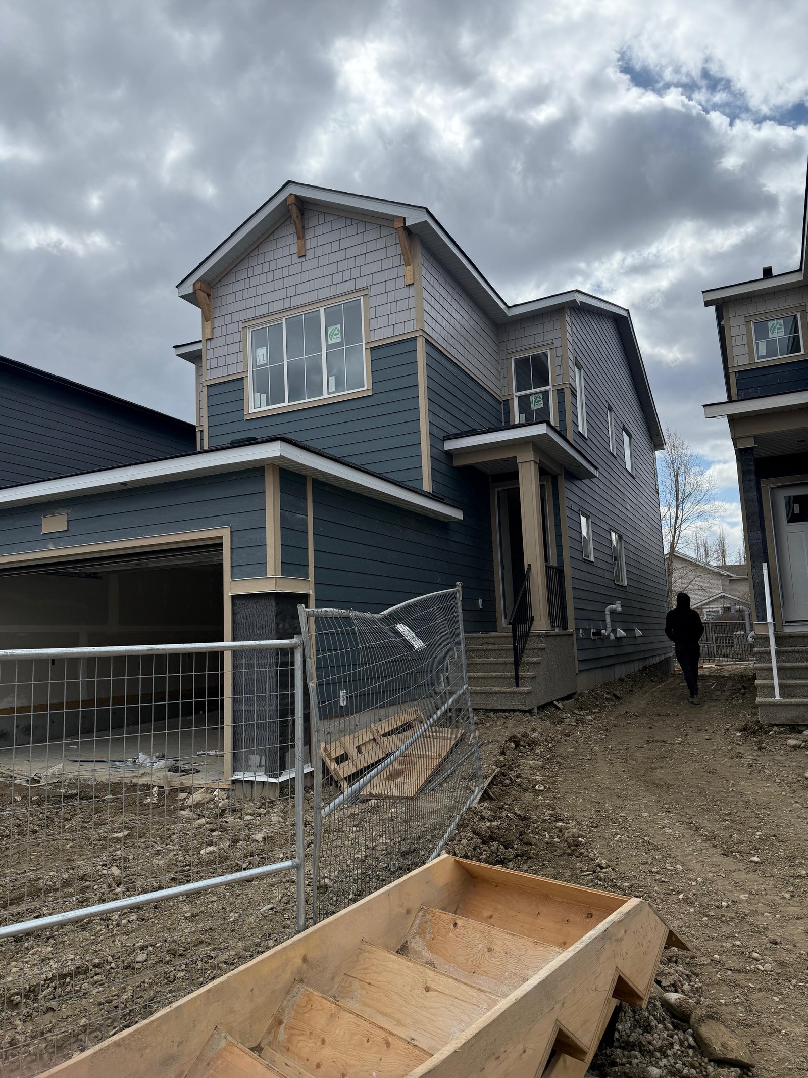 Hardieplank ,Hardie pannel & Board and Batten photo 15
